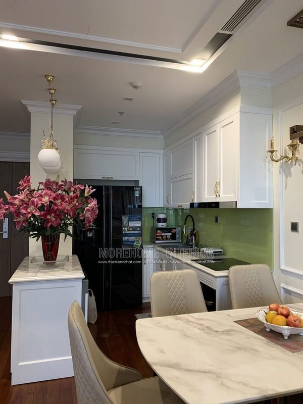 Thi công nội thất phòng bếp tân cổ điển sang trọng cho căn hộ chung cư Vinhomes Nguyễn Chí Thanh, Đống Đa, Hà Nội